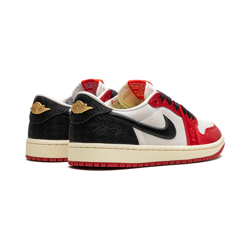 Air Jordan 1 Low "Trophy Room - Away"