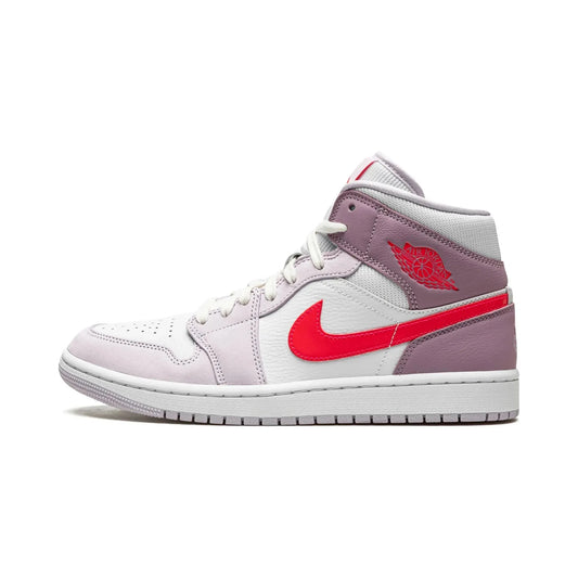 Air Jordan 1 Mid "Valentine’s Day 2022"